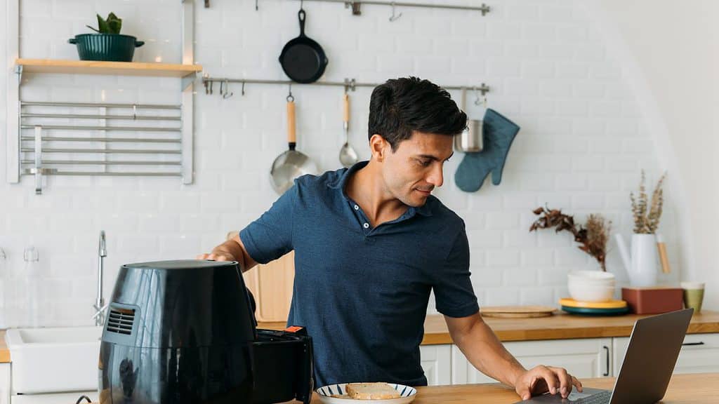 difference between air fryer and actifry (1)